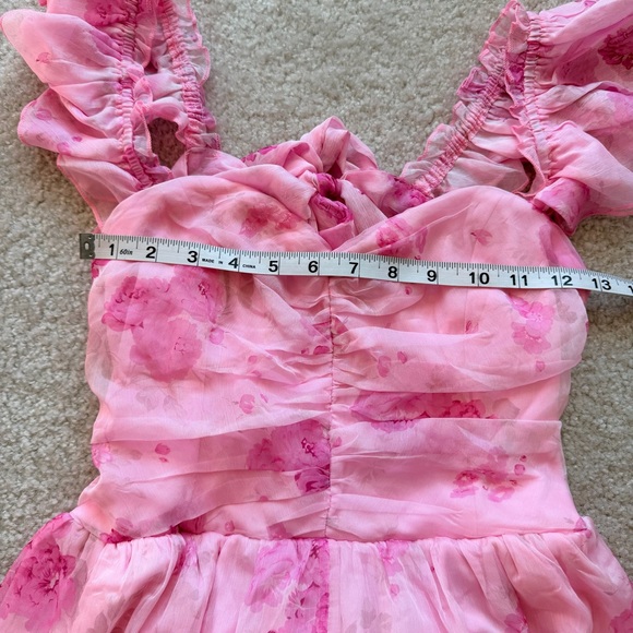 Lulu's Adorable Existence Pink Floral Flutter Sleeve Tie Back Romper Size Medium - Picture 7 of 13